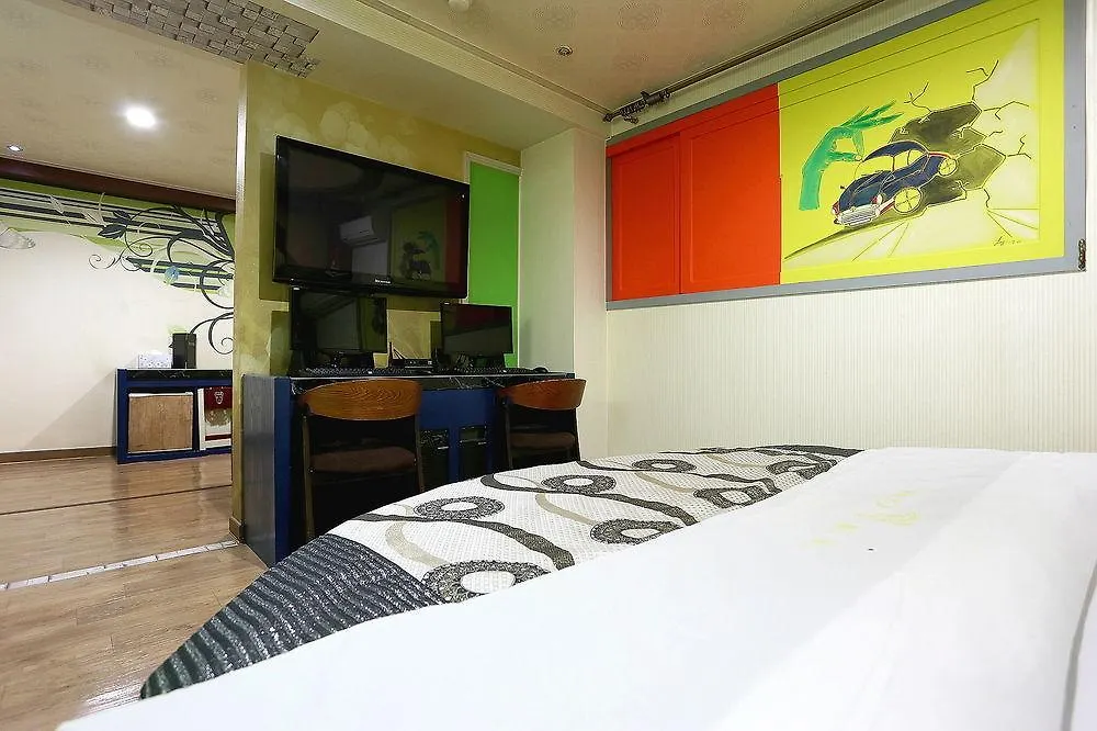 Shim Hotel Soul 2*,
