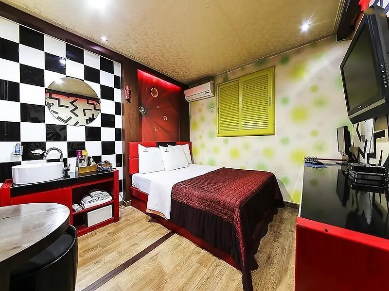 Shim Hotel Soul